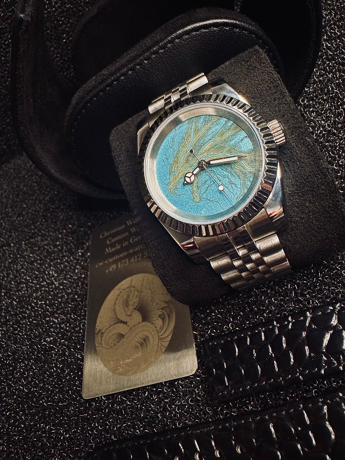 The Stormwrought - Sparkling Light Blue/Yellow