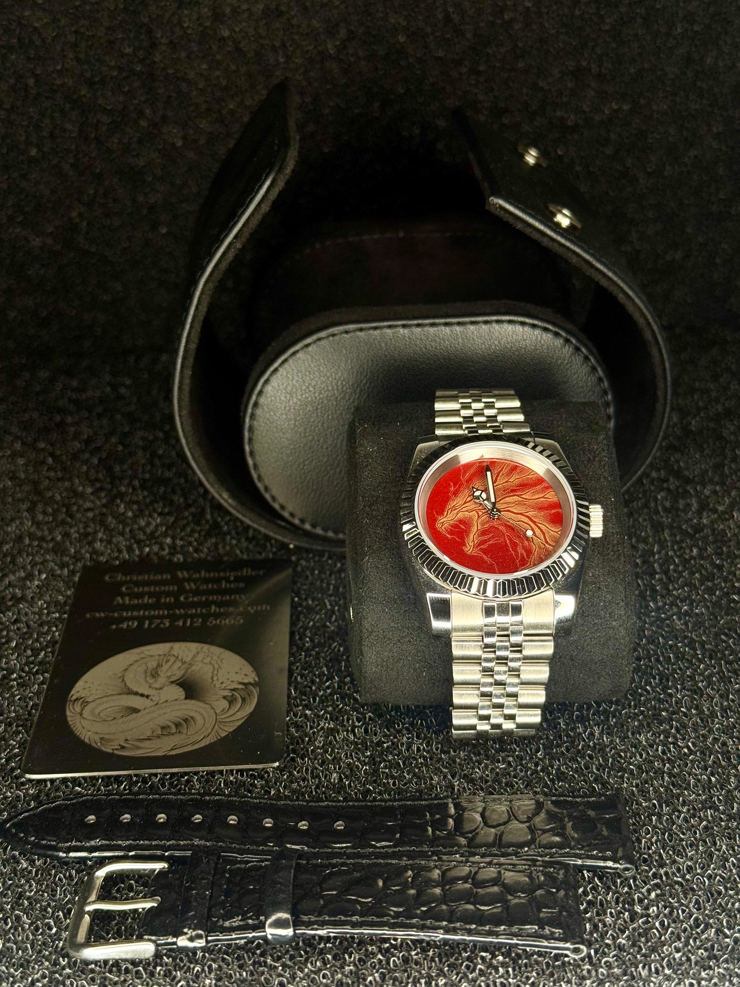 The Stormwrought - Sparkling Red/Yellow