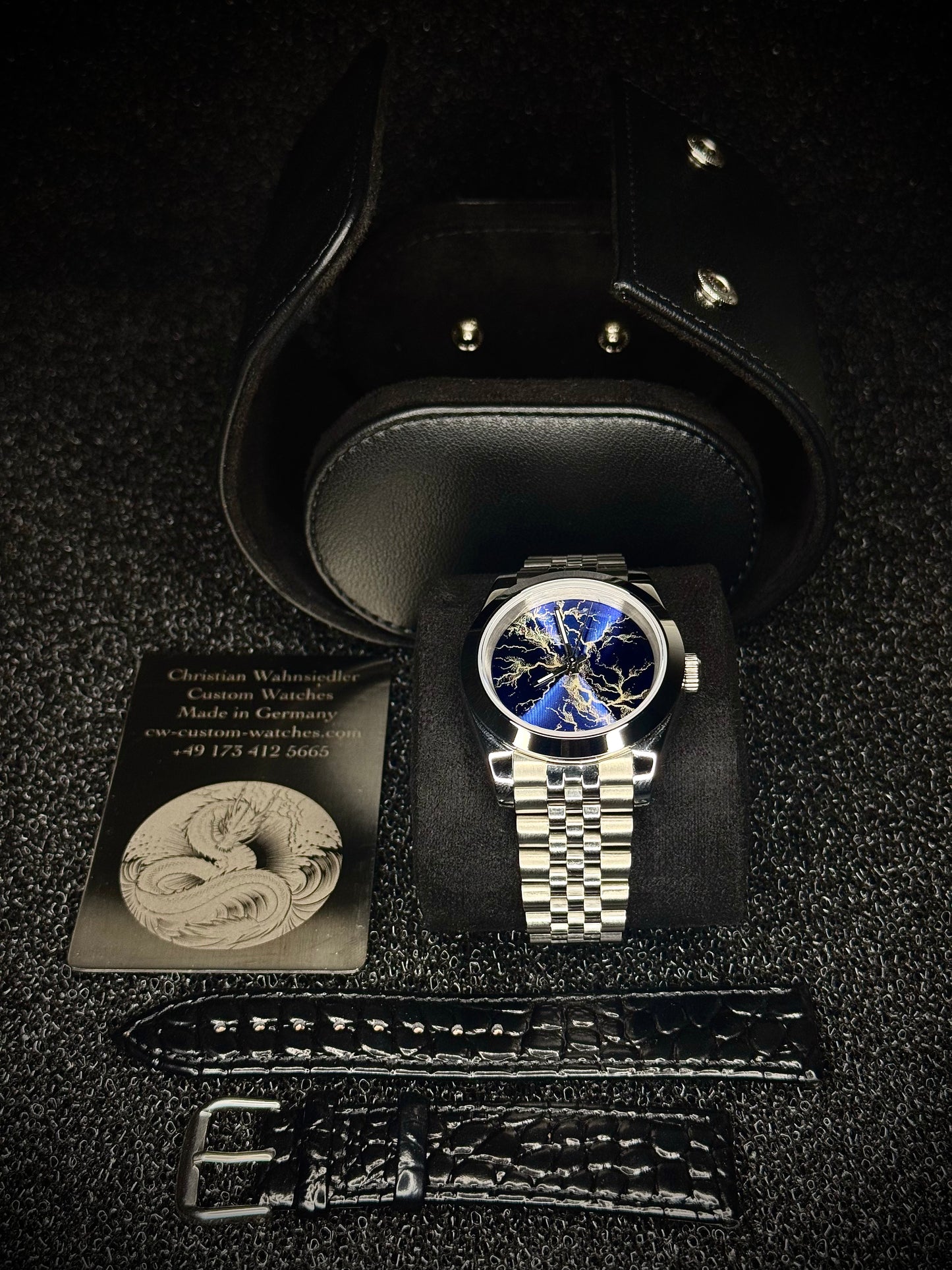 The Storm of Life - Metallic Blue/Champagne